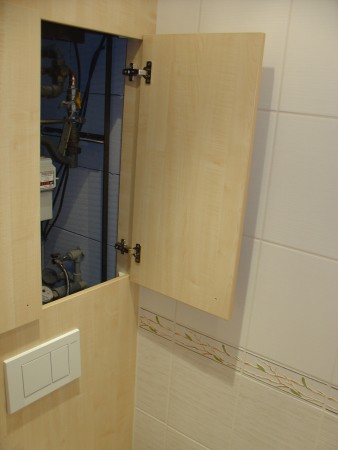 záda na wc